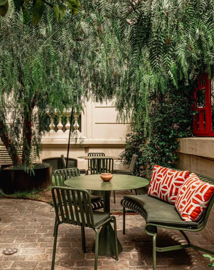 Jardín mediterráneo del Hotel Le Mosaïque